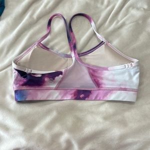 Lululemon sports bra
